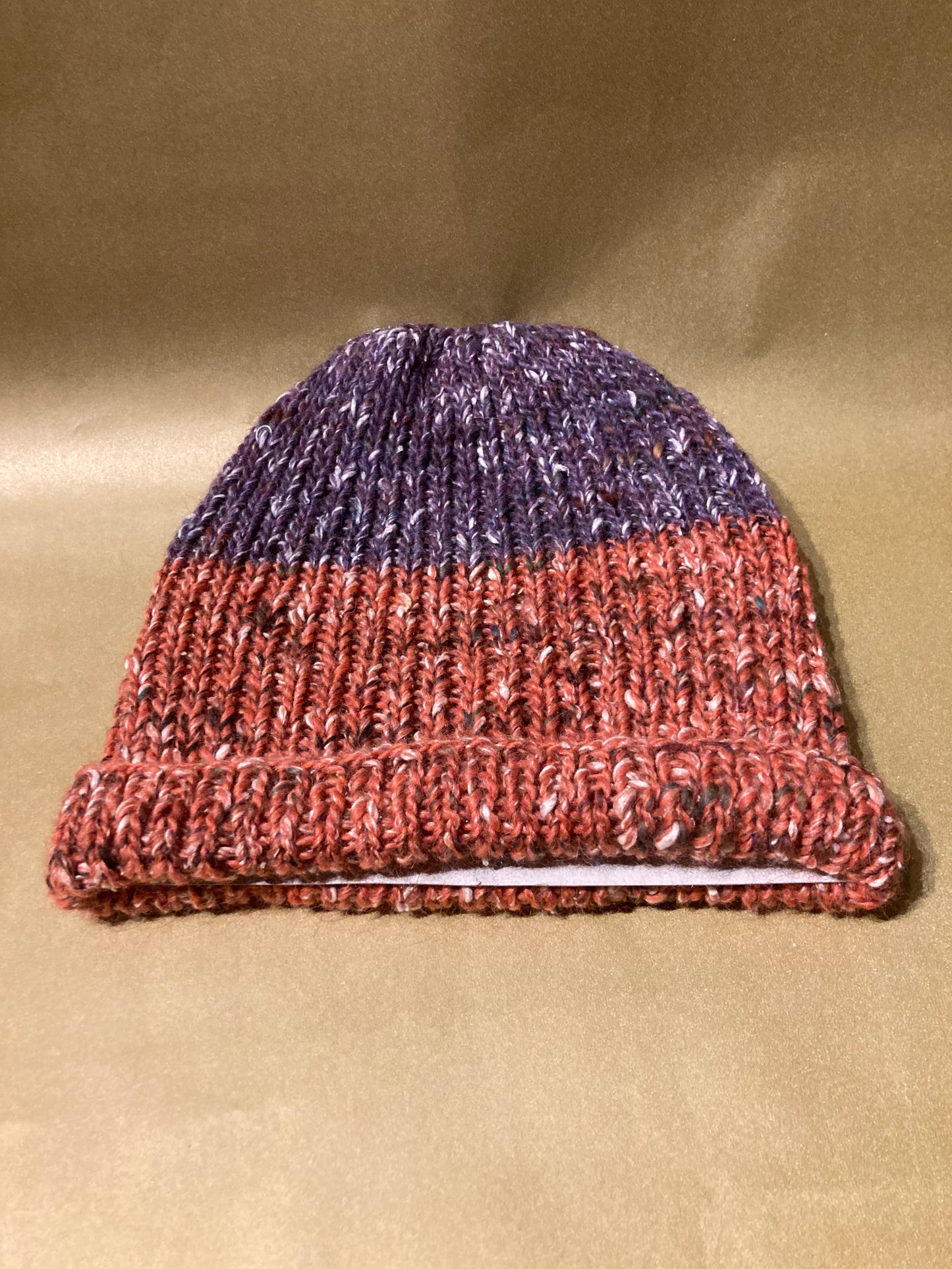 Handgestrickter Merino, Alpaka, Seiden Beanie Lila-Kaminrot - AyWool