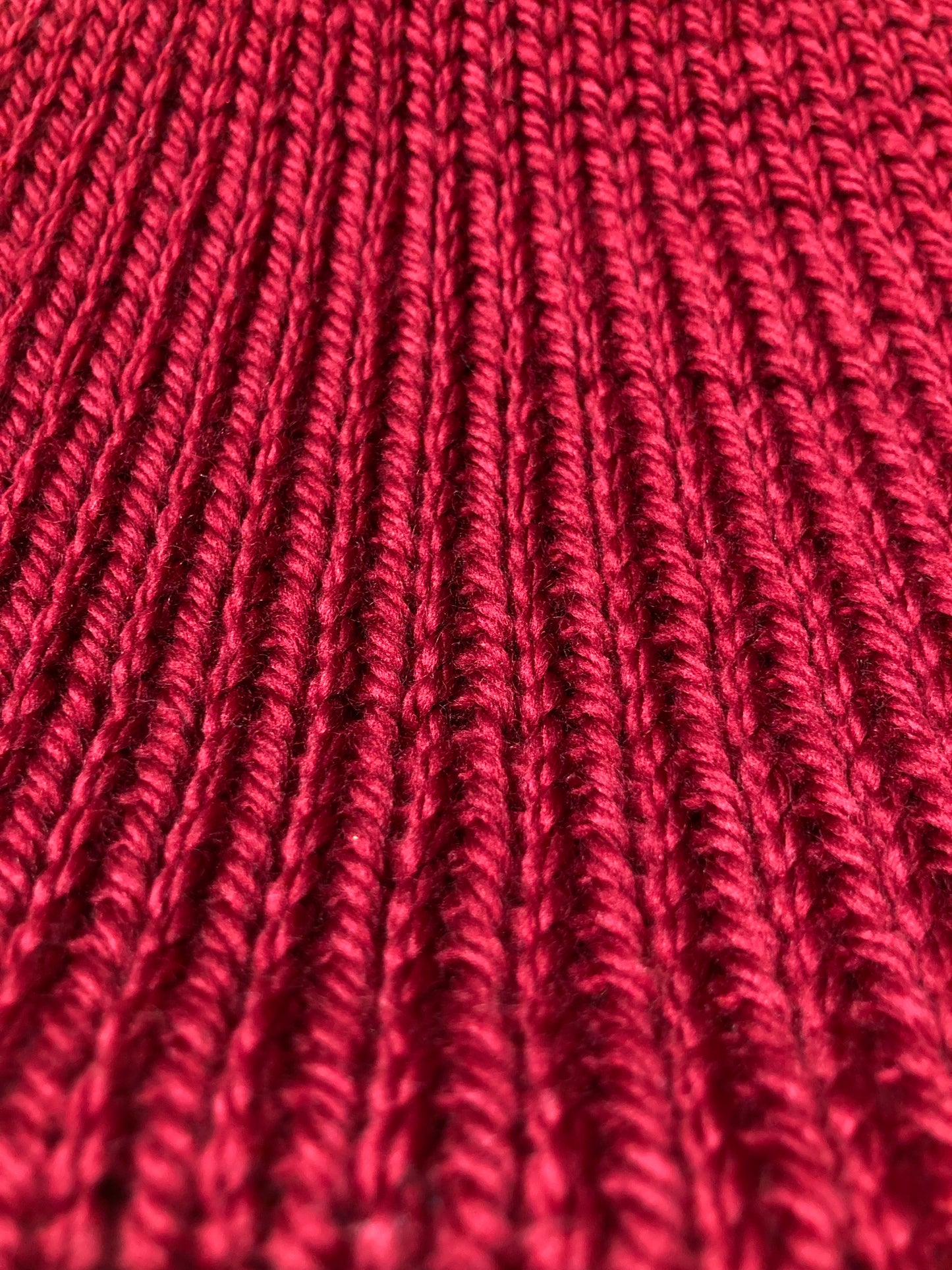 Handgestrickte Unisex Mütze aus Seide und Merino Schurwolle in Braun Meliert - AyWool