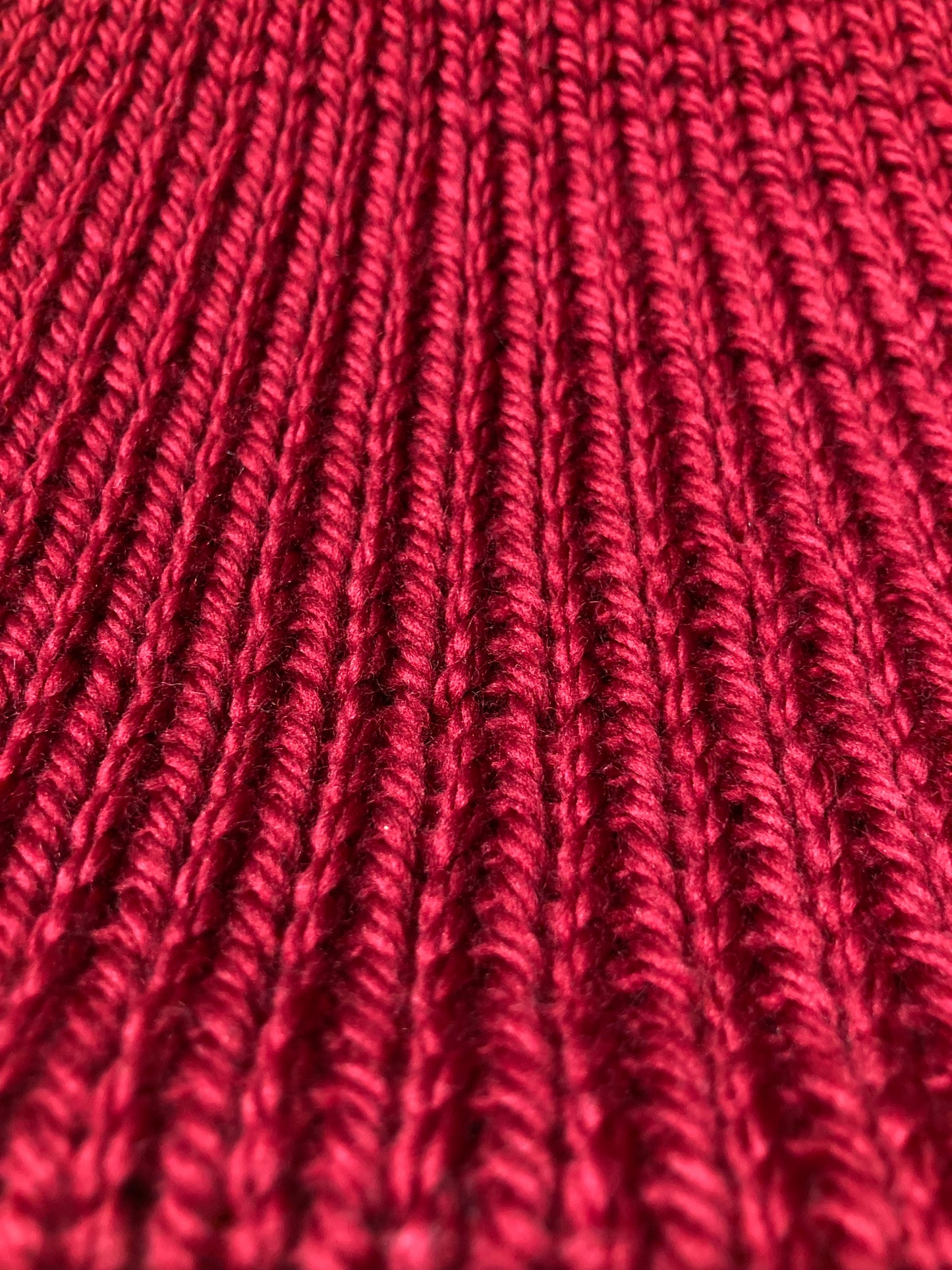 Handgestrickte Unisex Mütze aus Seide und Merino Schurwolle in Braun Meliert - AyWool