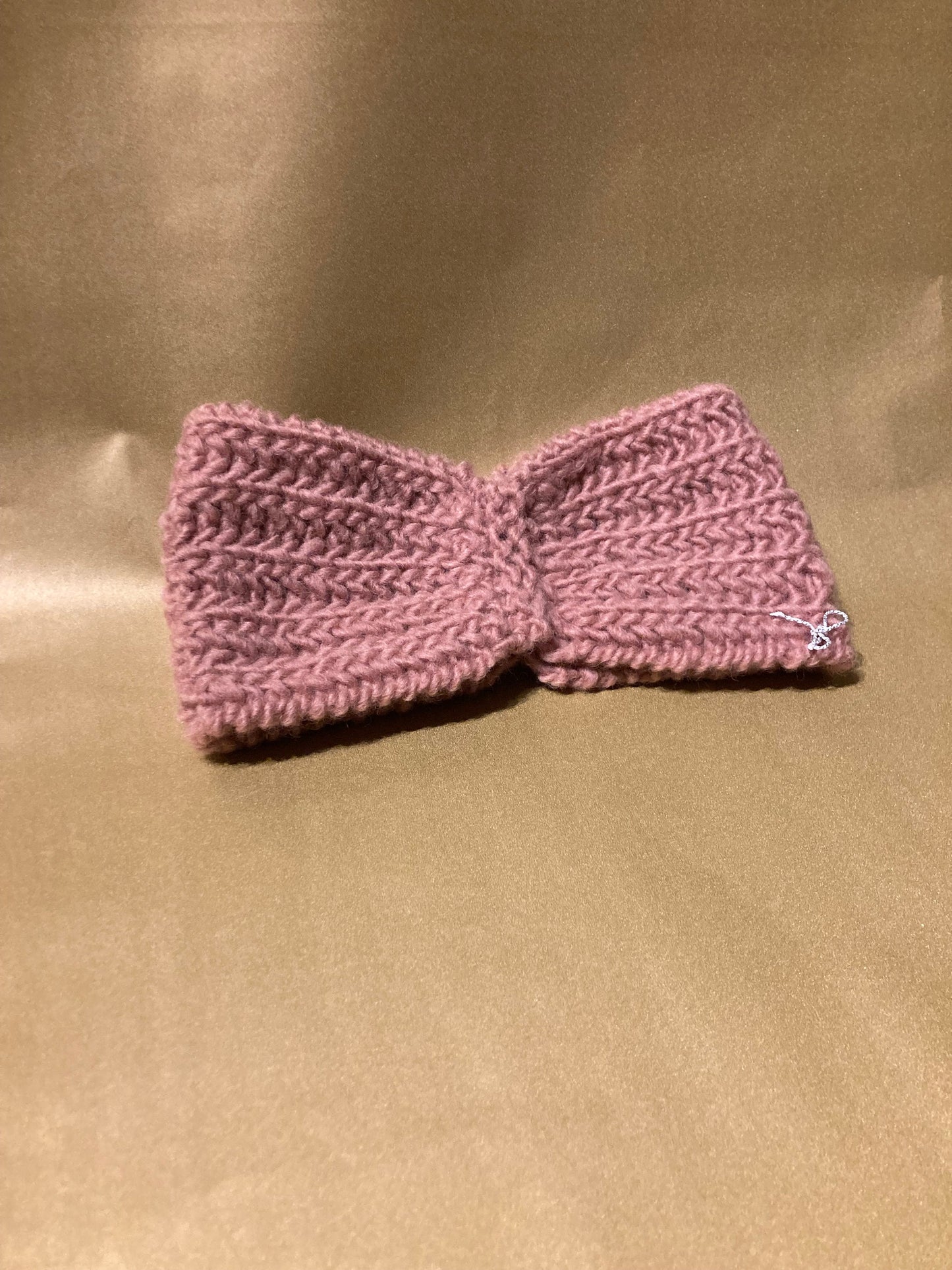 Handgestricktes Stirnband aus 100% Schurwolle in zartem Rosé - AyWool